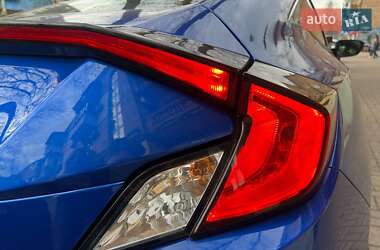 Купе Honda Civic 2018 в 