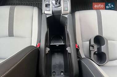 Купе Honda Civic 2018 в 