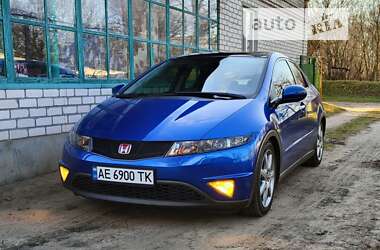 Хетчбек Honda Civic 2006 в Дніпрі