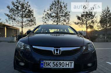 Седан Honda Civic 2010 в Рівному