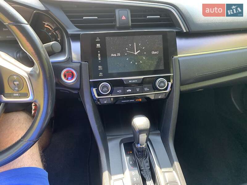 Седан Honda Civic 2018 в Києві фото 10 Седан Honda Civic 2018 в Києві