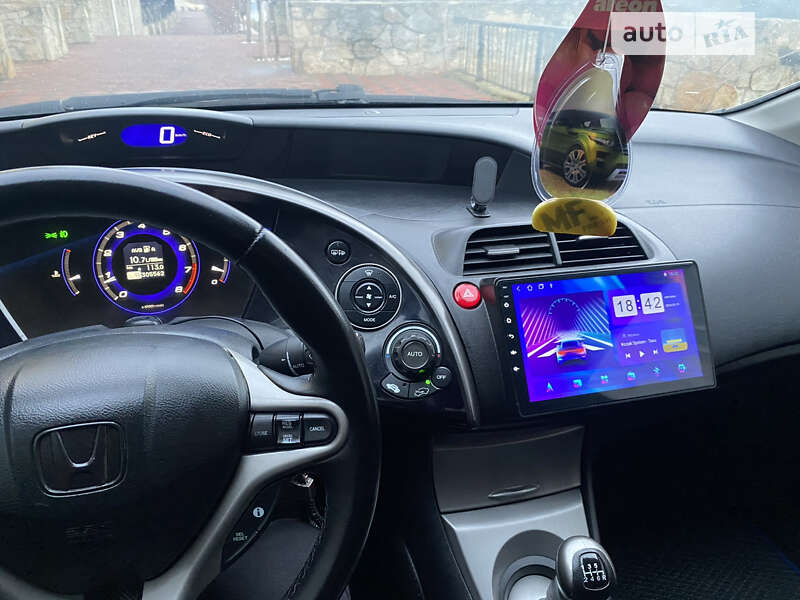 Хэтчбек Honda Civic 2007 в Могилев-Подольске фото 35 Хэтчбек Honda Civic 2007 в Могилев-Подольске