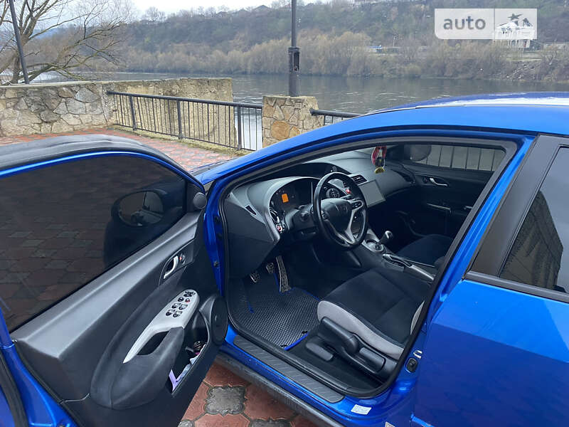 Хэтчбек Honda Civic 2007 в Могилев-Подольске фото 36 Хэтчбек Honda Civic 2007 в Могилев-Подольске