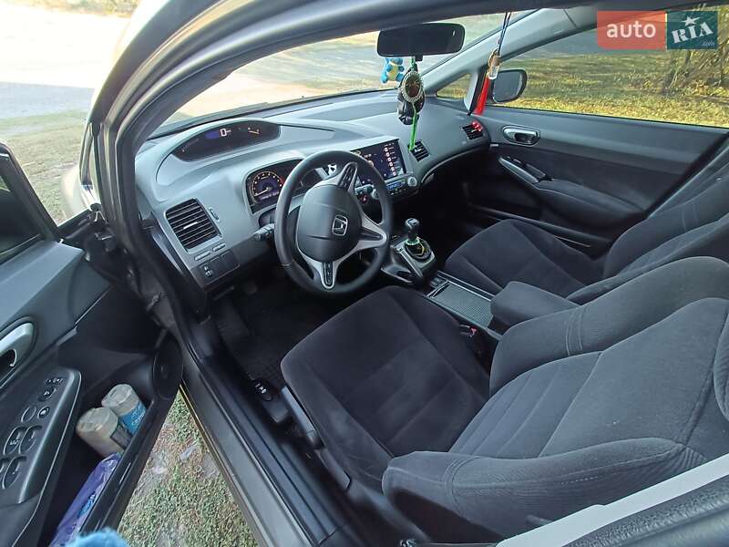 Седан Honda Civic 2006 в Зенькове