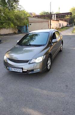 Седан Honda Civic 2007 в Днепре