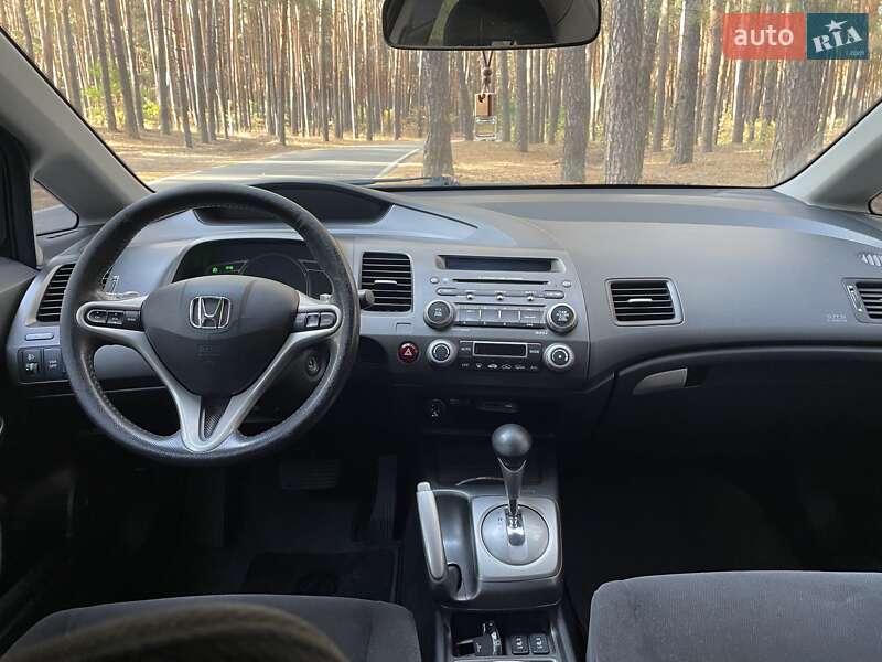 Седан Honda Civic 2007 в Полтаве