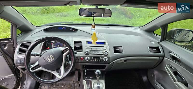 Седан Honda Civic 2008 в Ужгороде