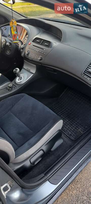 Хетчбек Honda Civic 2007 в Малині