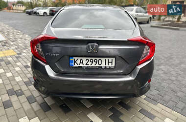 Седан Honda Civic 2015 в Полтаве