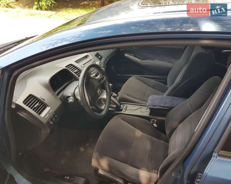 Седан Honda Civic 2007 в Дніпрі