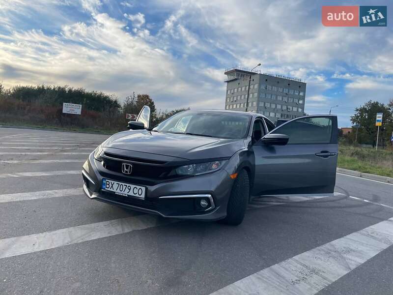 Седан Honda Civic 2018 в Хмельницком