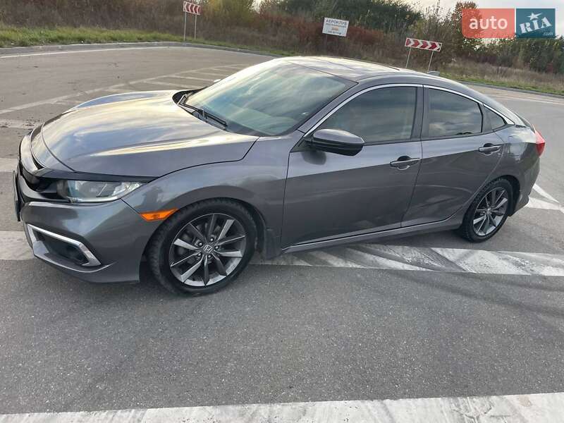 Седан Honda Civic 2018 в Хмельницком