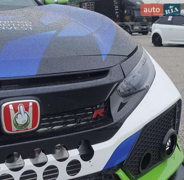 Седан Honda Civic 2017 в Киеве фото 11 Седан Honda Civic 2017 в Киеве