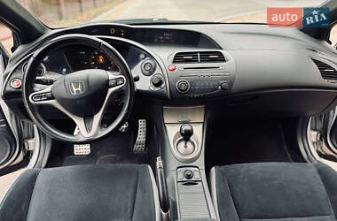 Хетчбек Honda Civic 2006 в Полтаві