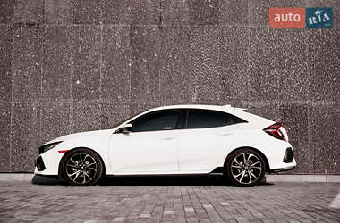 Хетчбек Honda Civic 2018 в 