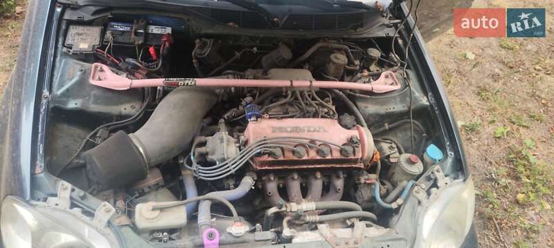 Седан Honda Civic 1996 в Харькове