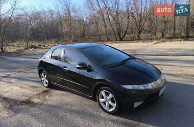 Хэтчбек Honda Civic 2007 в Кременчуге