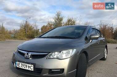 Седан Honda Civic 2008 в Днепре