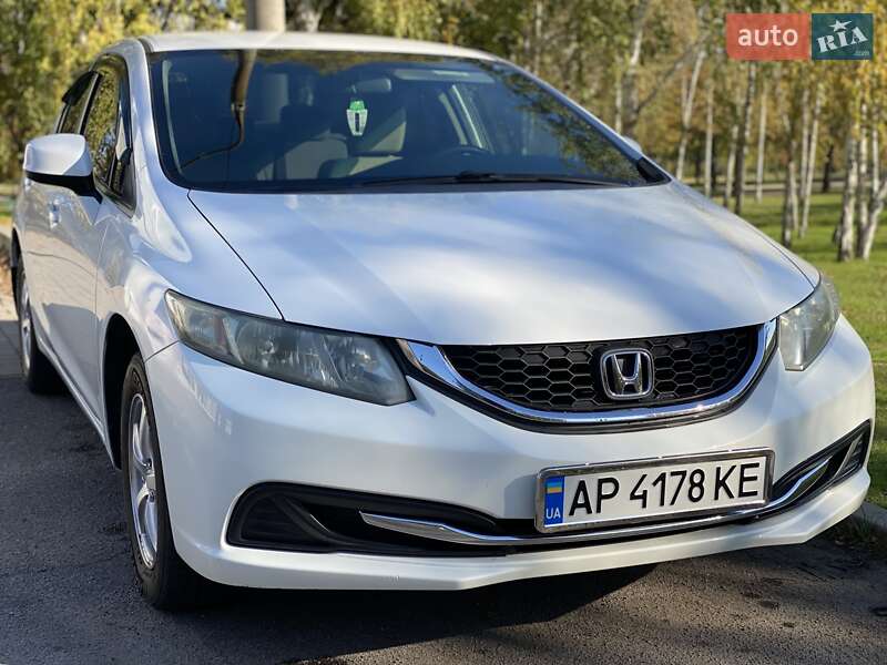 Седан Honda Civic 2013 в Дніпрі