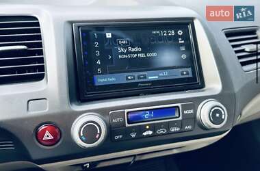 Седан Honda Civic 2010 в Житомире