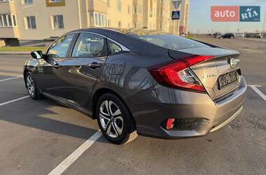 Седан Honda Civic 2016 в Виннице