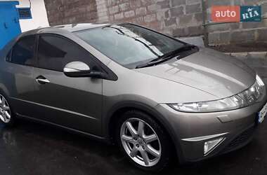 Хэтчбек Honda Civic 2008 в Кривом Роге