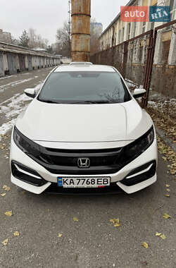 Хэтчбек Honda Civic 2020 в Киеве