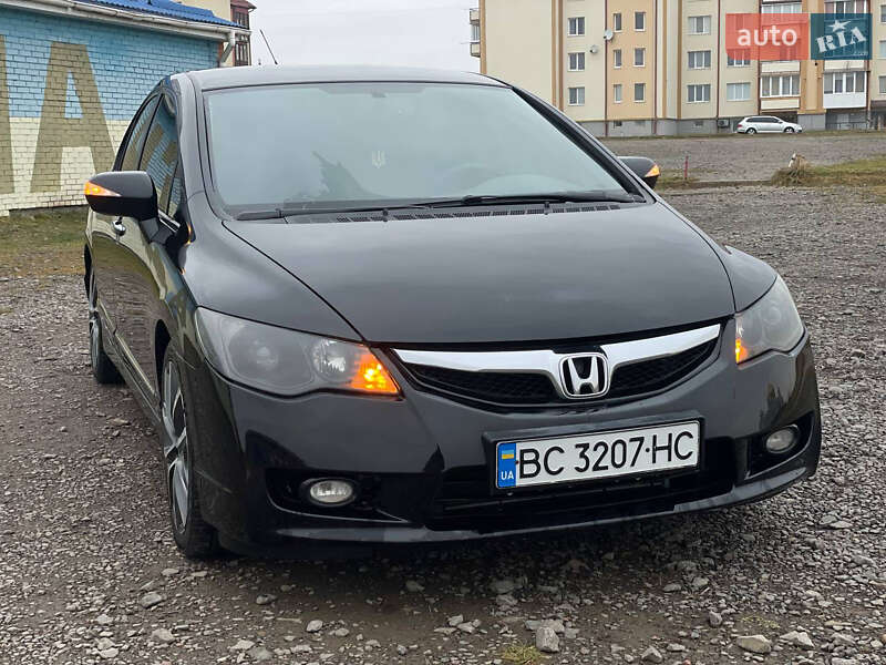 Седан Honda Civic 2009 в Львове