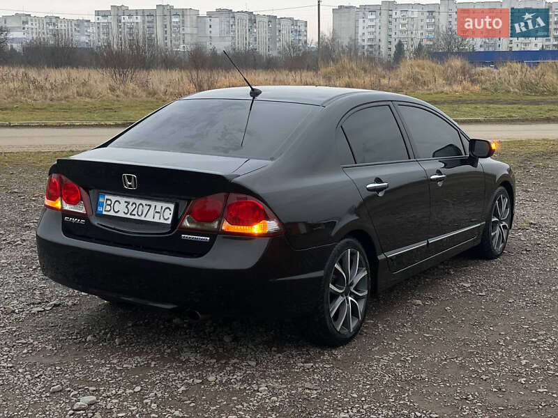 Седан Honda Civic 2009 в Львове