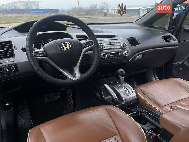 Седан Honda Civic 2009 в Львове