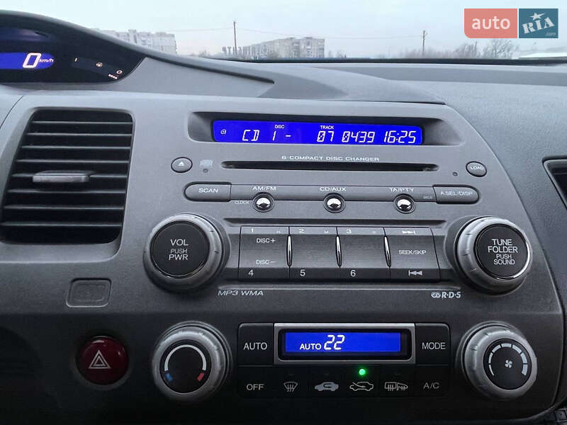 Седан Honda Civic 2009 в Львове