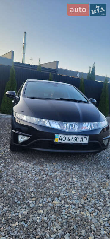 Седан Honda Civic 2008 в Ужгороде