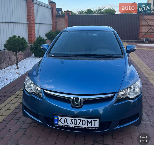 Седан Honda Civic 2007 в Киеве