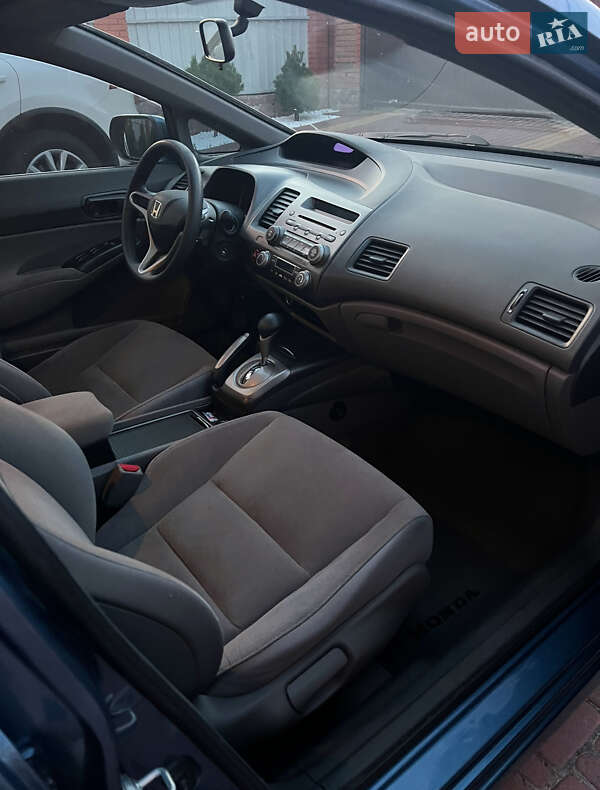 Седан Honda Civic 2007 в Киеве