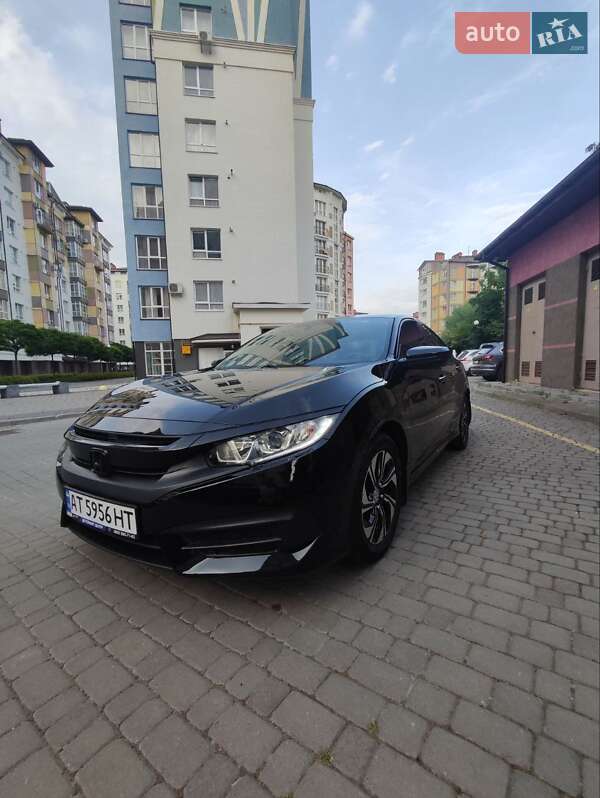 Седан Honda Civic 2018 в 