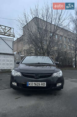 Седан Honda Civic 2007 в Киеве