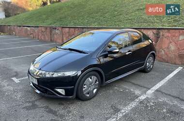 Хэтчбек Honda Civic 2006 в Ровно