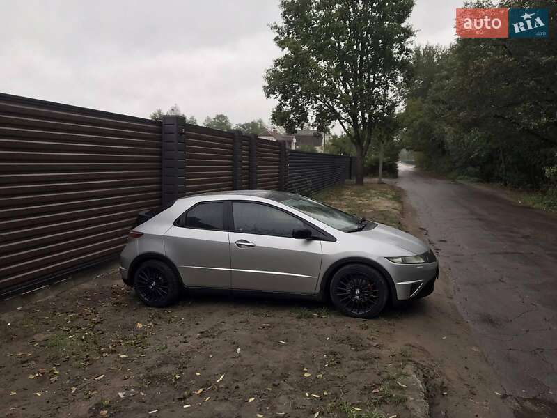 Хэтчбек Honda Civic 2006 в Житомире фото 12 Хэтчбек Honda Civic 2006 в Житомире