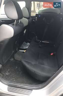 Хэтчбек Honda Civic 2006 в 