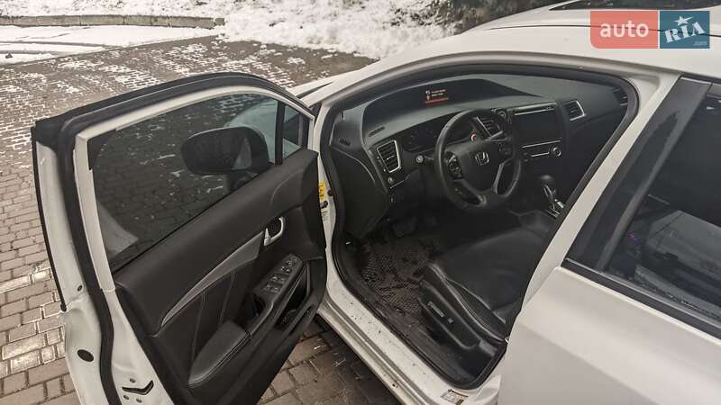 Седан Honda Civic 2014 в Львове