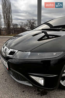 Хэтчбек Honda Civic 2009 в Харькове