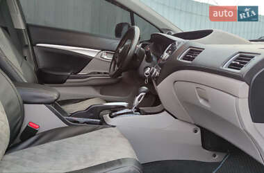 Седан Honda Civic 2013 в Днепре