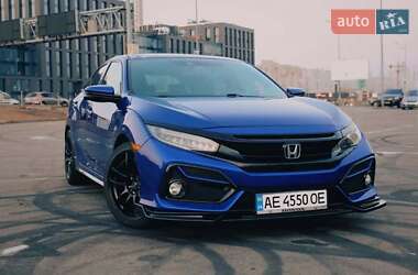 Хэтчбек Honda Civic 2017 в Львове