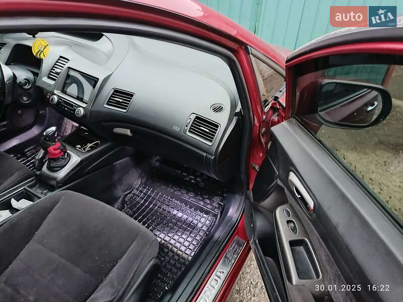Седан Honda Civic 2006 в Запорожье
