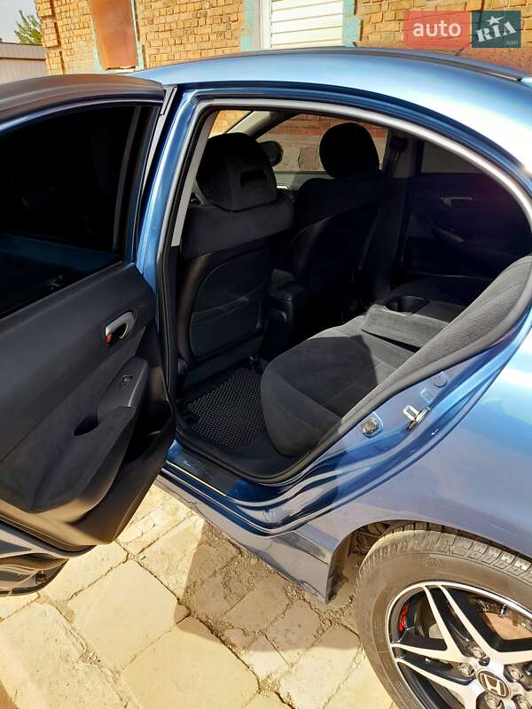 Седан Honda Civic 2008 в Вознесенську