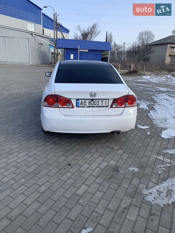 Седан Honda Civic 2007 в Апостоловому