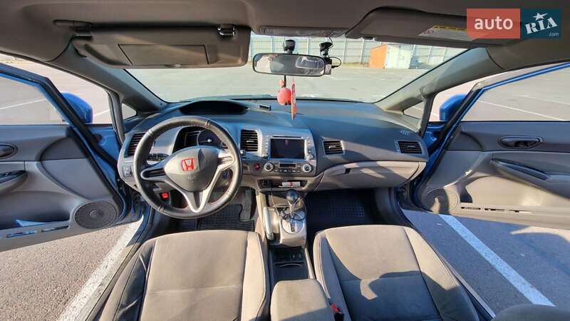 Седан Honda Civic 2007 в Львові