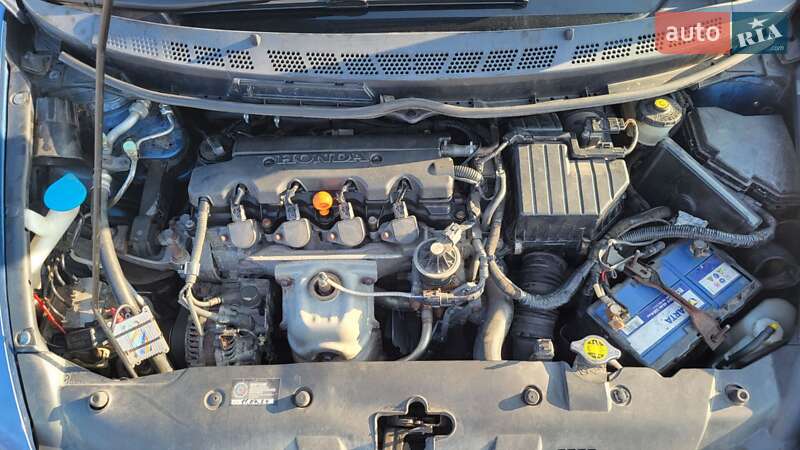 Седан Honda Civic 2007 в Львові