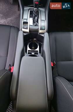 Седан Honda Civic 2019 в 