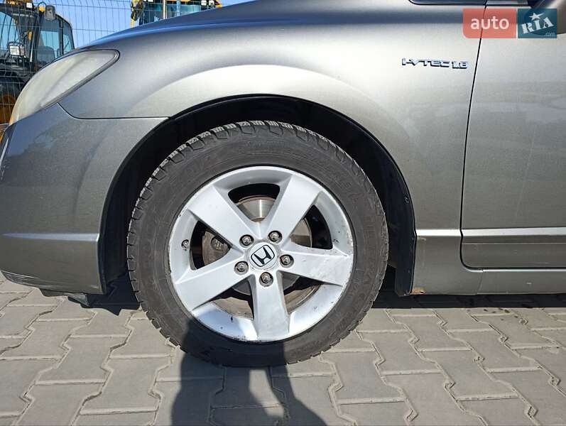 Седан Honda Civic 2008 в Луцке